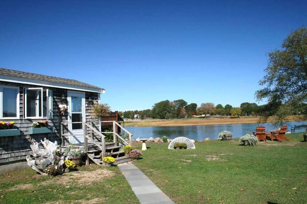 Shea'S Riverside Inn & Motel Essex Eksteriør bilde